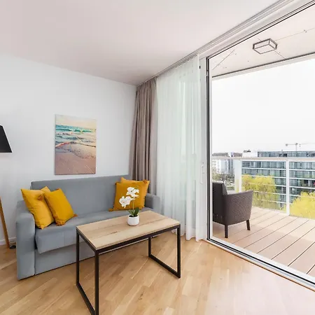 Prywatny Seaside Park 649 コウォブジェク